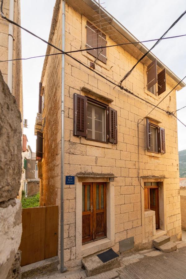 Antique Central Komiža House Nona Nika Extérieur photo